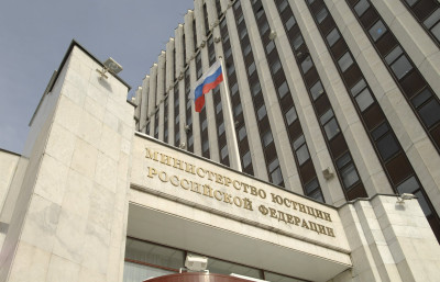 Минюст предлагает разрешить управлять бизнесом подследственным предпринимателям