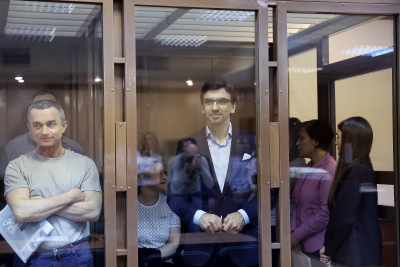 Суд приговорил экс-министра Михаила Абызова к 12 годам колонии строгого режима