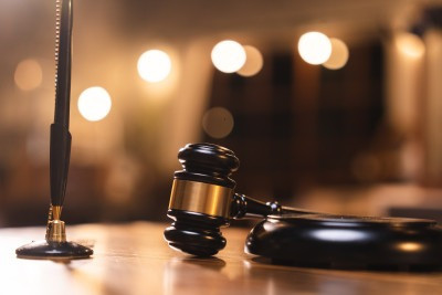 Суд вернул иск на 4,8 млрд рублей по сделке с акциями обанкротившегося «Антипинского НПЗ»