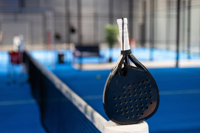 Адвокатское бюро «МУР» приглашает на новогодний чемпионат «PadelLegal»